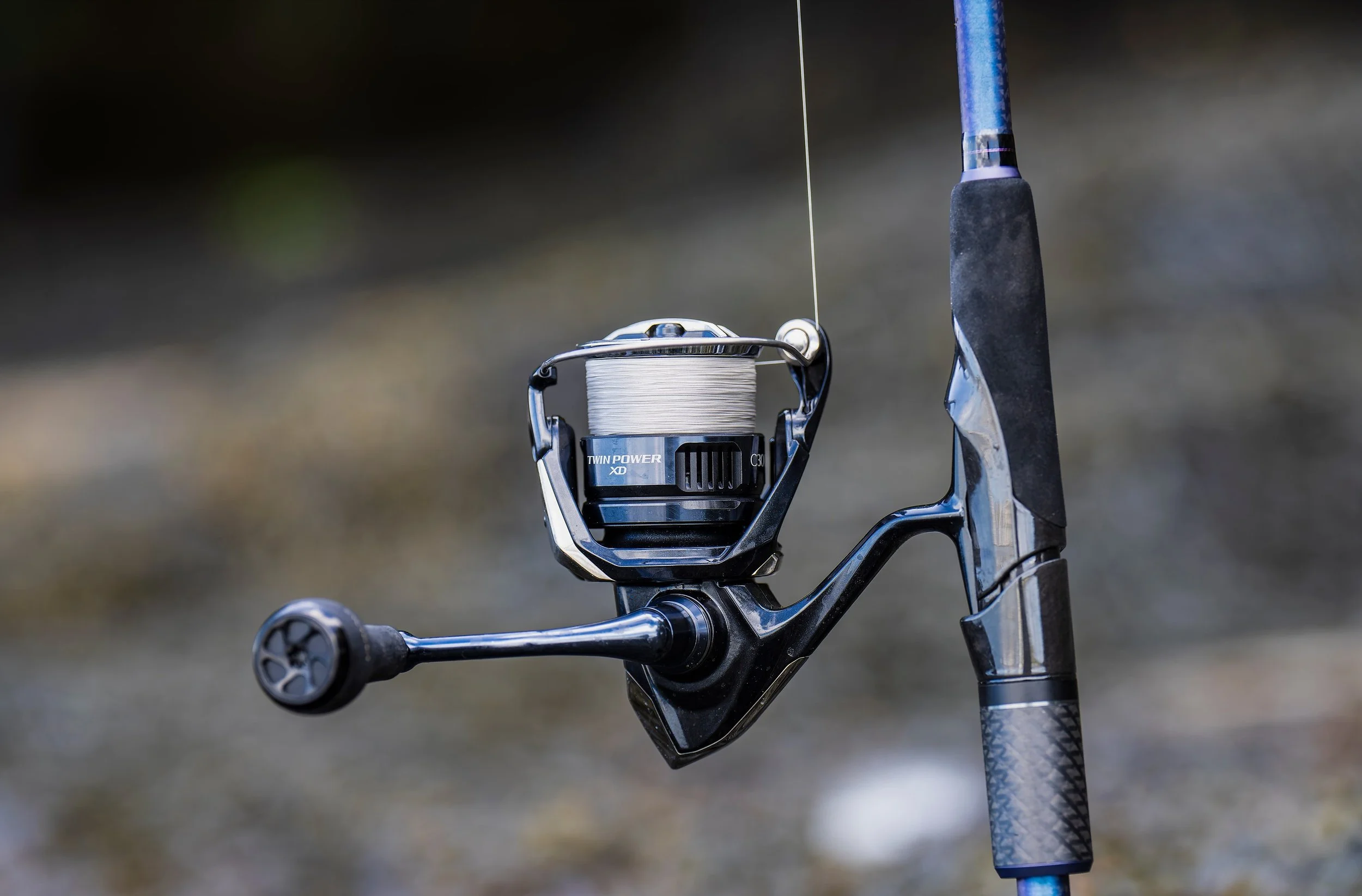リール SHIMANO TWIN POWER XD C3000HG シマノ ツインパワー XD C3000XG (リール) 価格比較 - 価格.com